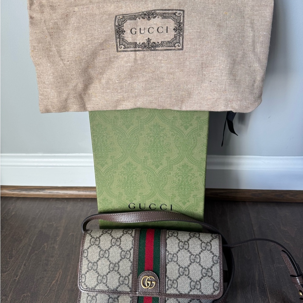 Gucci Receipt from Tysons Store